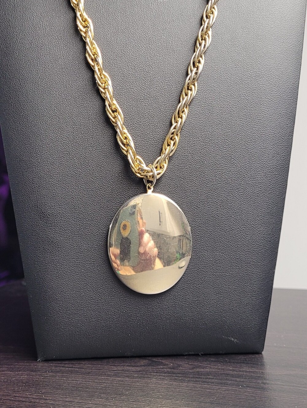 Hand Crafted Gold-tone Oval Locket Pendant Necklace